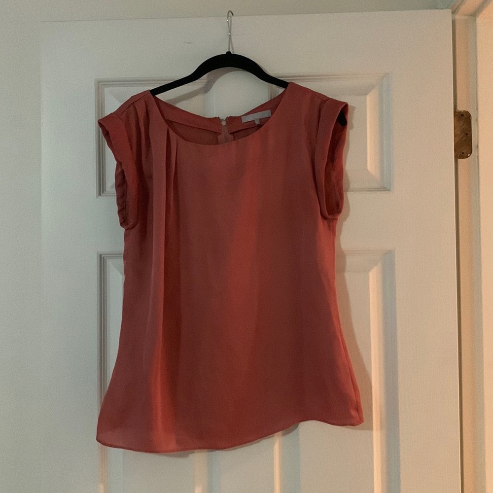 Pretty coral (muted pink/orange color) sleeveless top size Sm